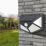 Комплект 2 броя соларни LED лампи 100 диода със сензор за движение